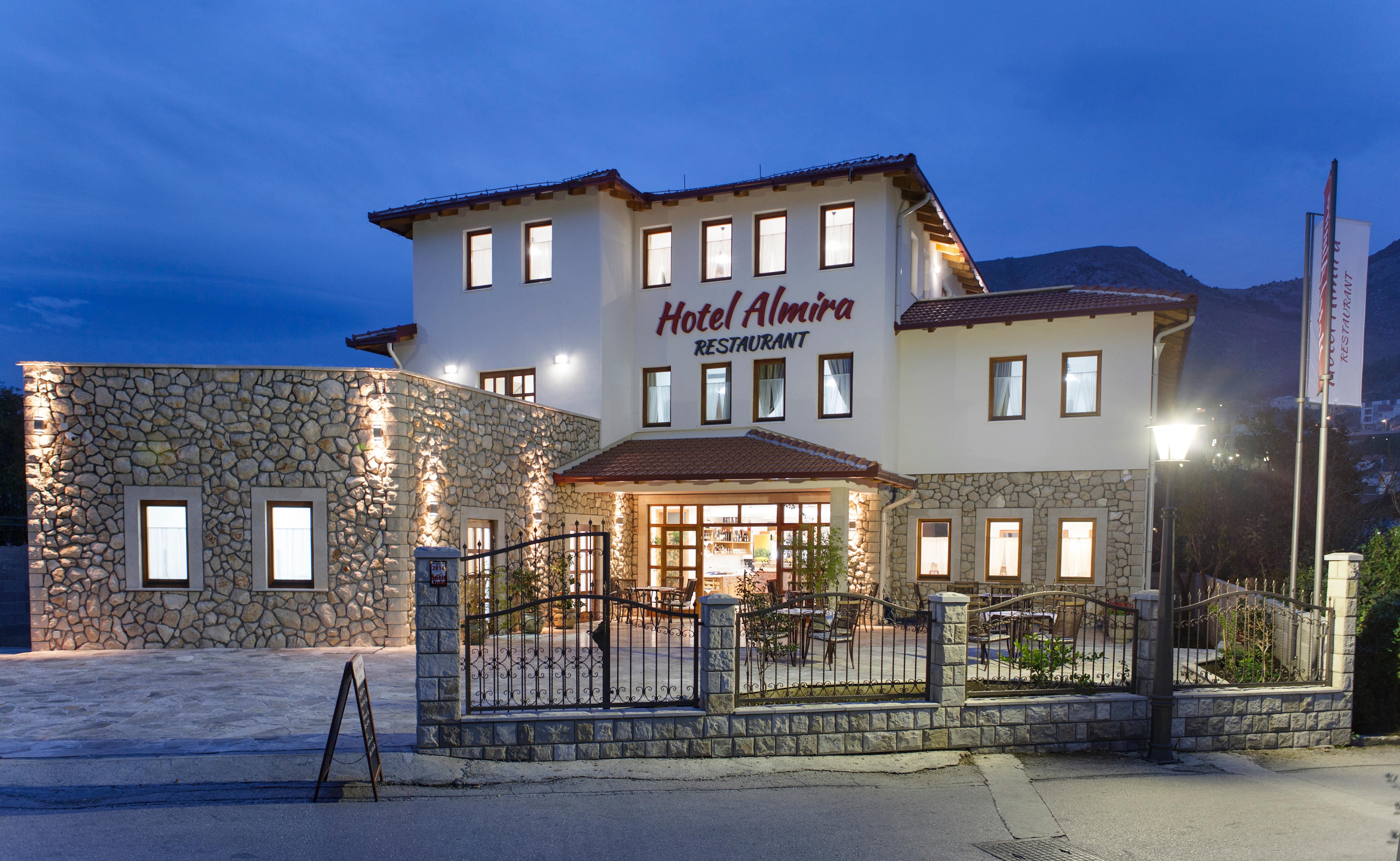 Hotel Almira Mostar Esterno foto